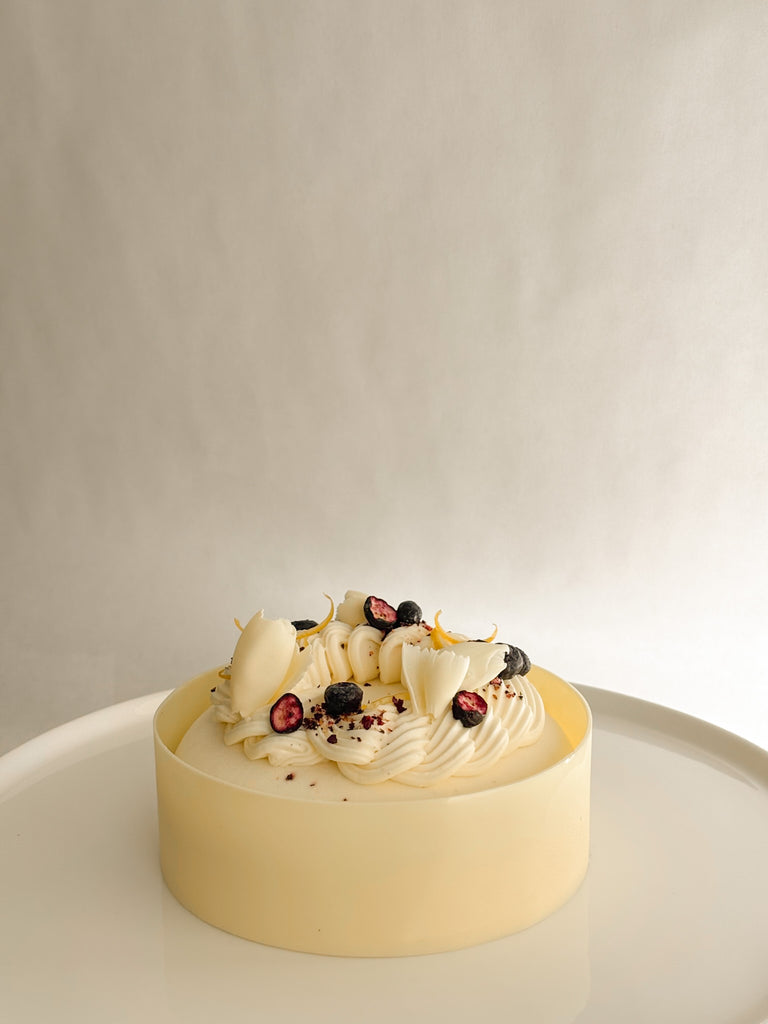 Blueberry, lemon and buckwheat entremet