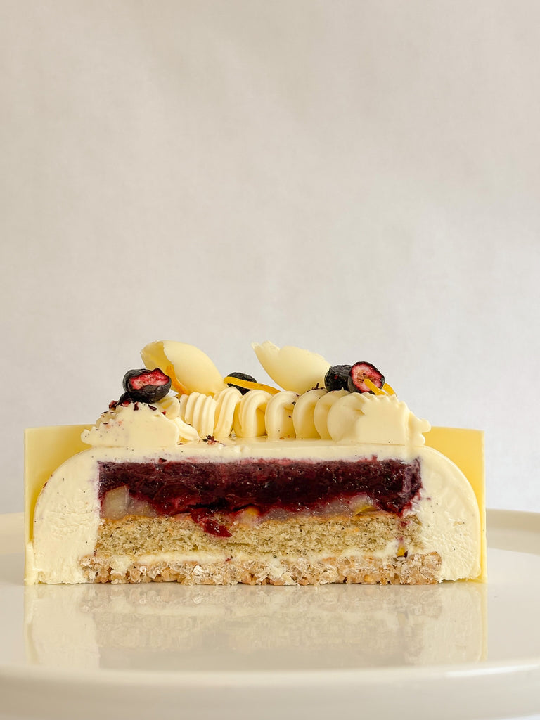 Blueberry, lemon and buckwheat entremet